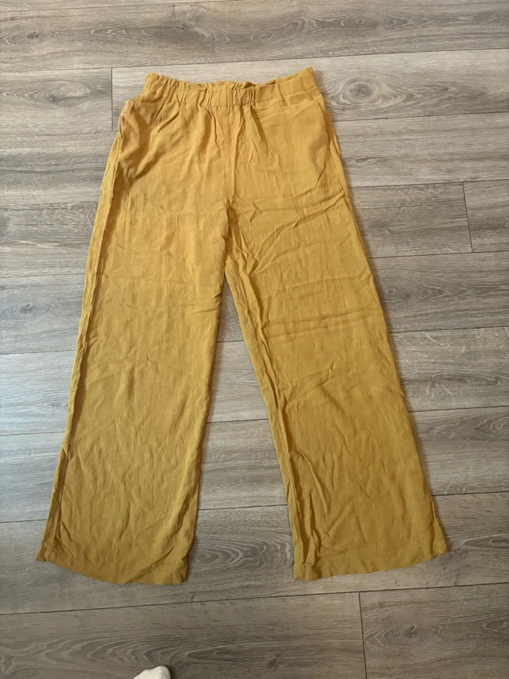Forever 21 Mustard Elastic-Waist Wide Leg Pants NWOT - Picture 1 of 4